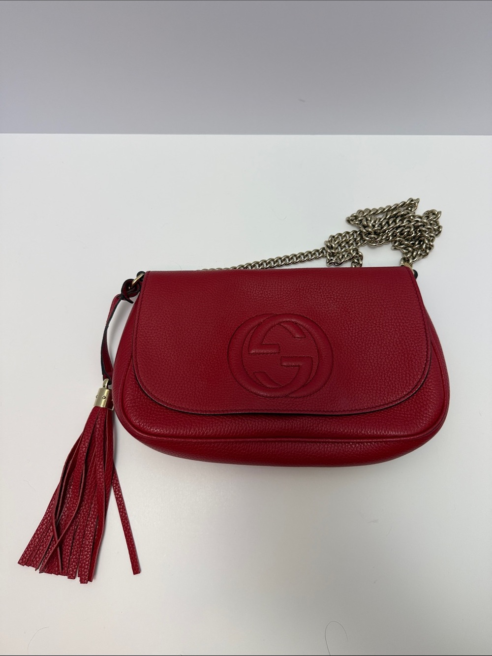 Gucci‎ Red Leather Tassel Crossbody with Gold Chain
